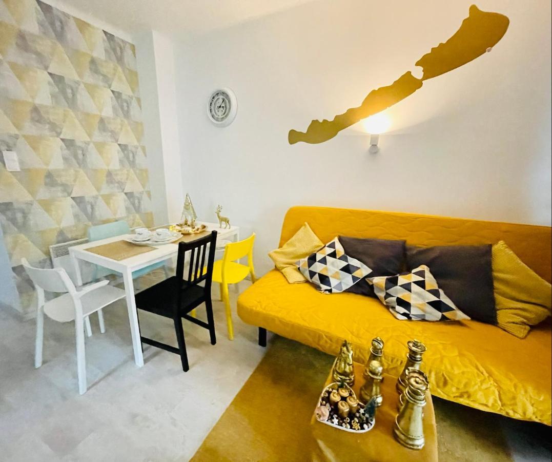 Balcsitthon Apartmanok ชิโอฟก ภายนอก รูปภาพ